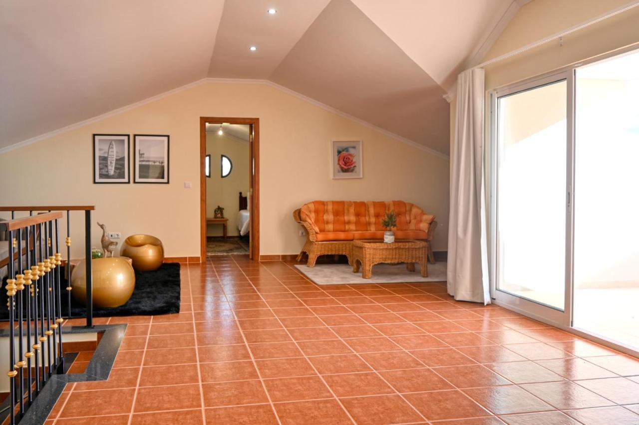 Villa Mendonca, A Home In Madeira Canhas Exterior photo